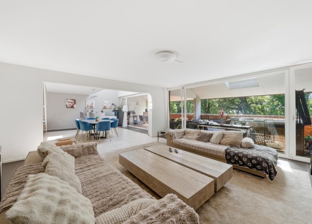 Duplex en attique de 244 m² avec belle terrasse de 36 m² - photo 4