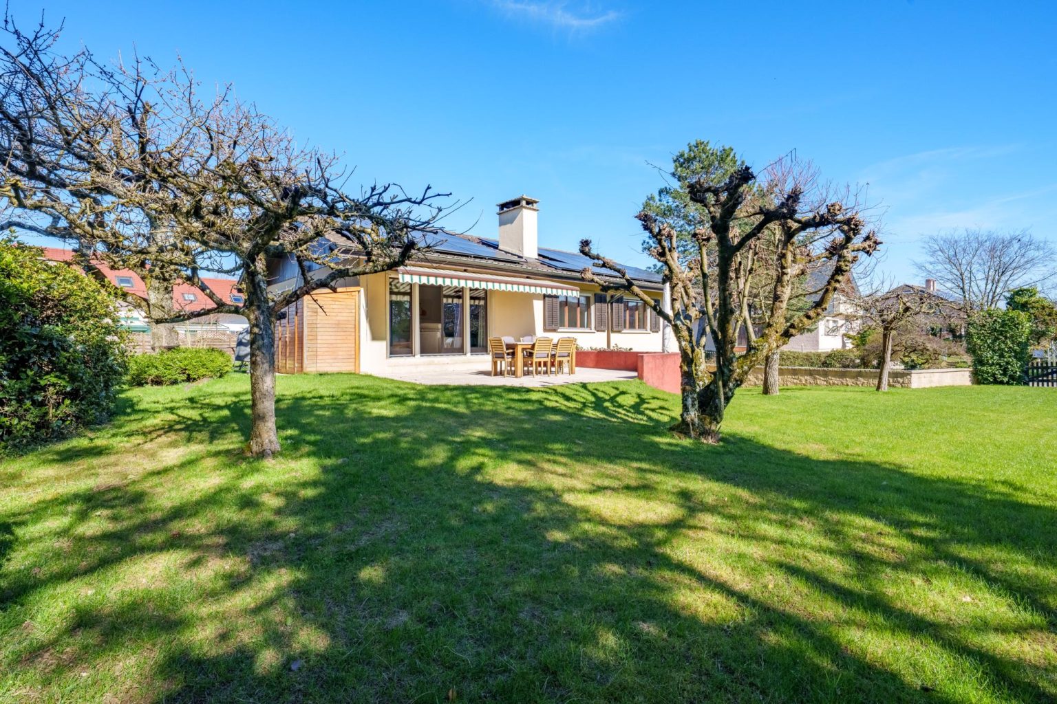 Charmante villa individuelle à Prangins