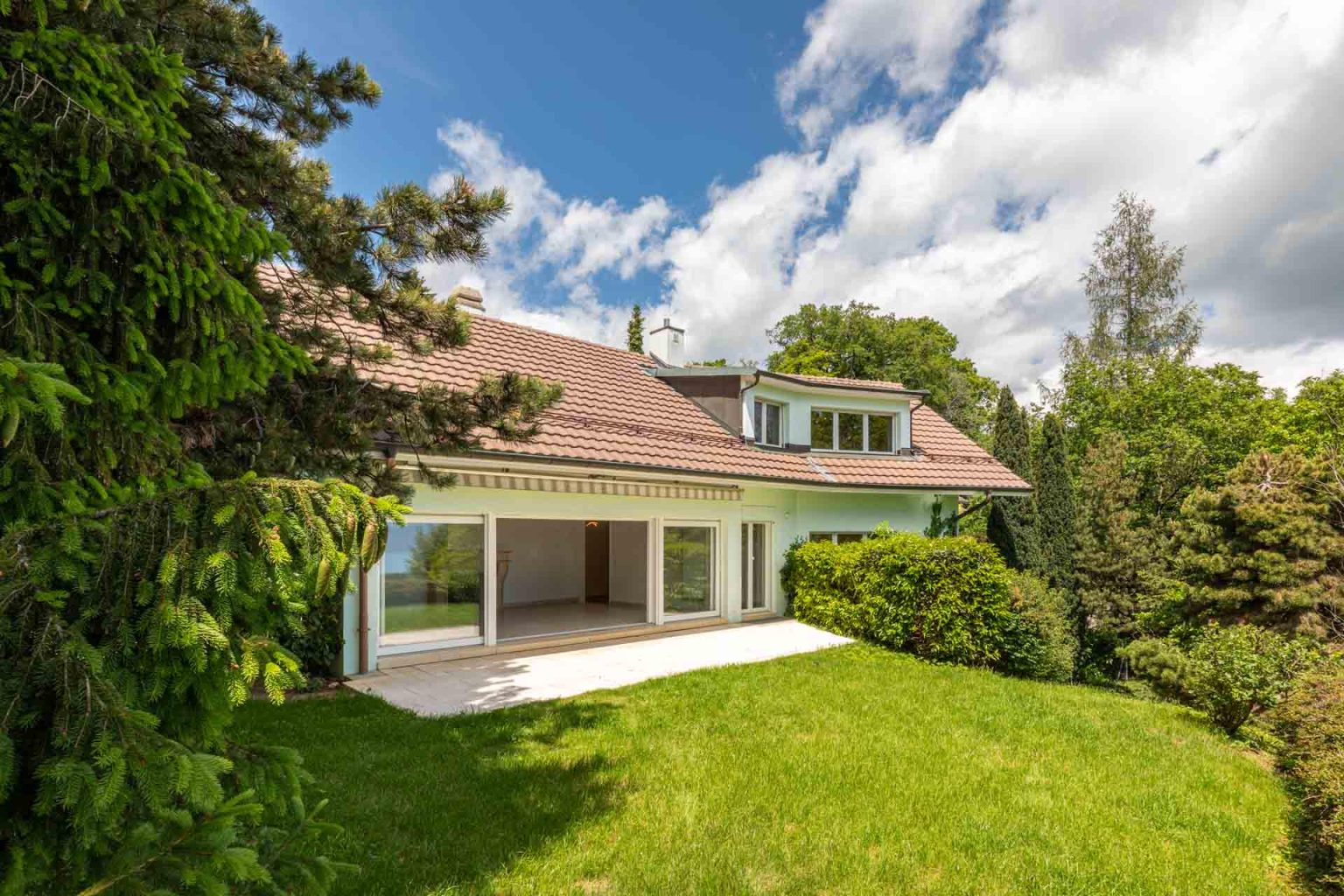 Villa inidividuelle avec vue sur le lac et les Alpes