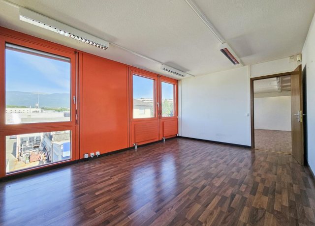 Local commercial modulable de 50m2 à 100m2 - photo 5