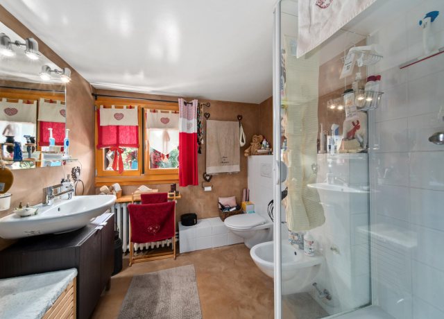 Chalet de 5,5 pièces avec jardin, balcon à St- Cergue - photo 8
