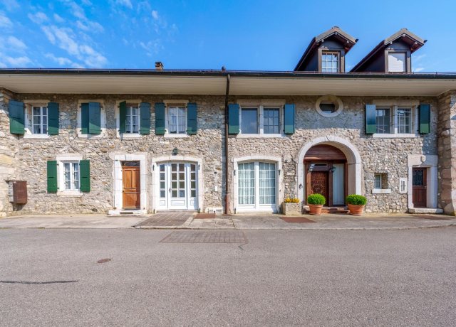 Magnifique demeure villageoise et sa dépendance - Trélex - photo 3