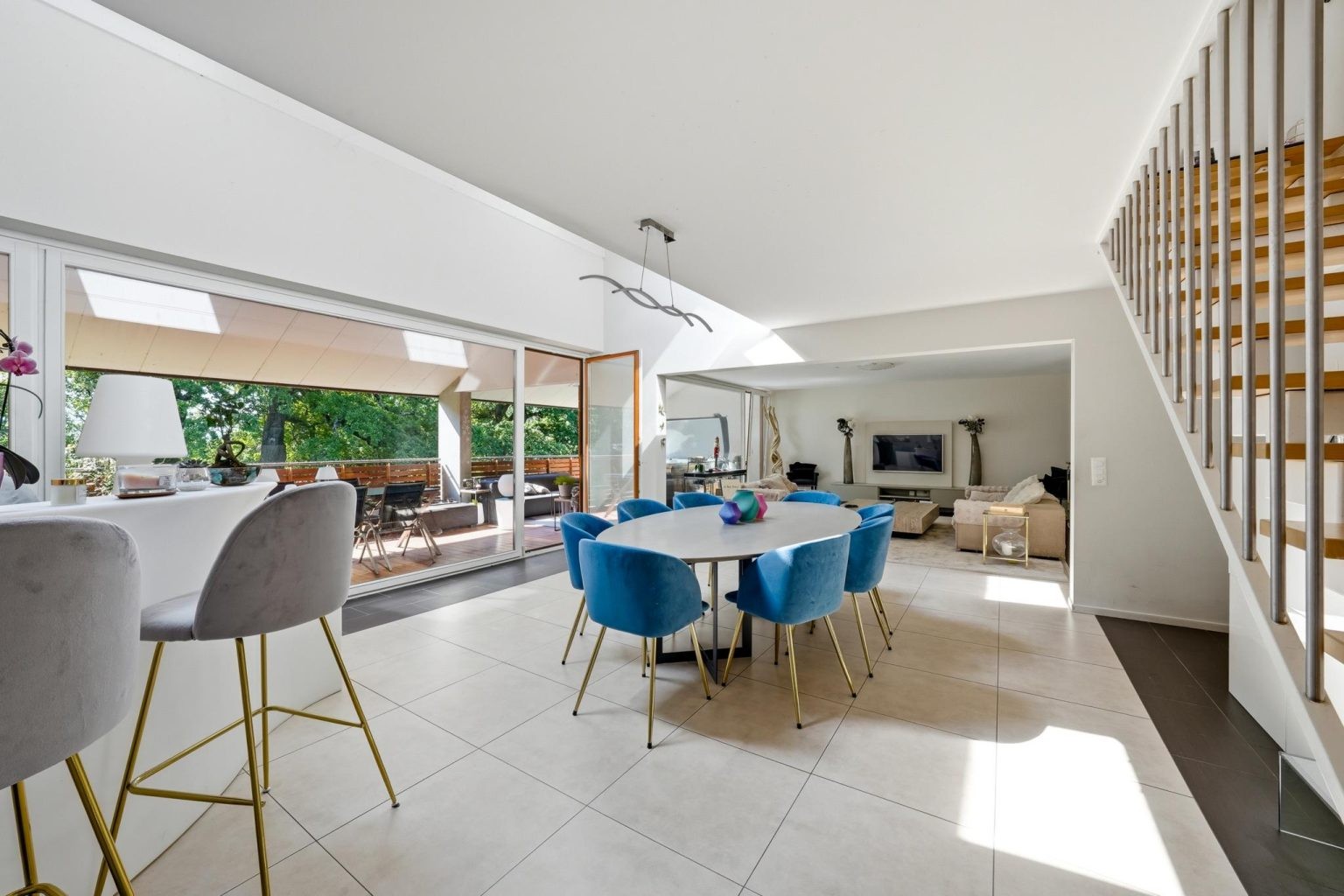 Duplex en attique de 244 mÂ² avec belle terrasse de 36 mÂ²