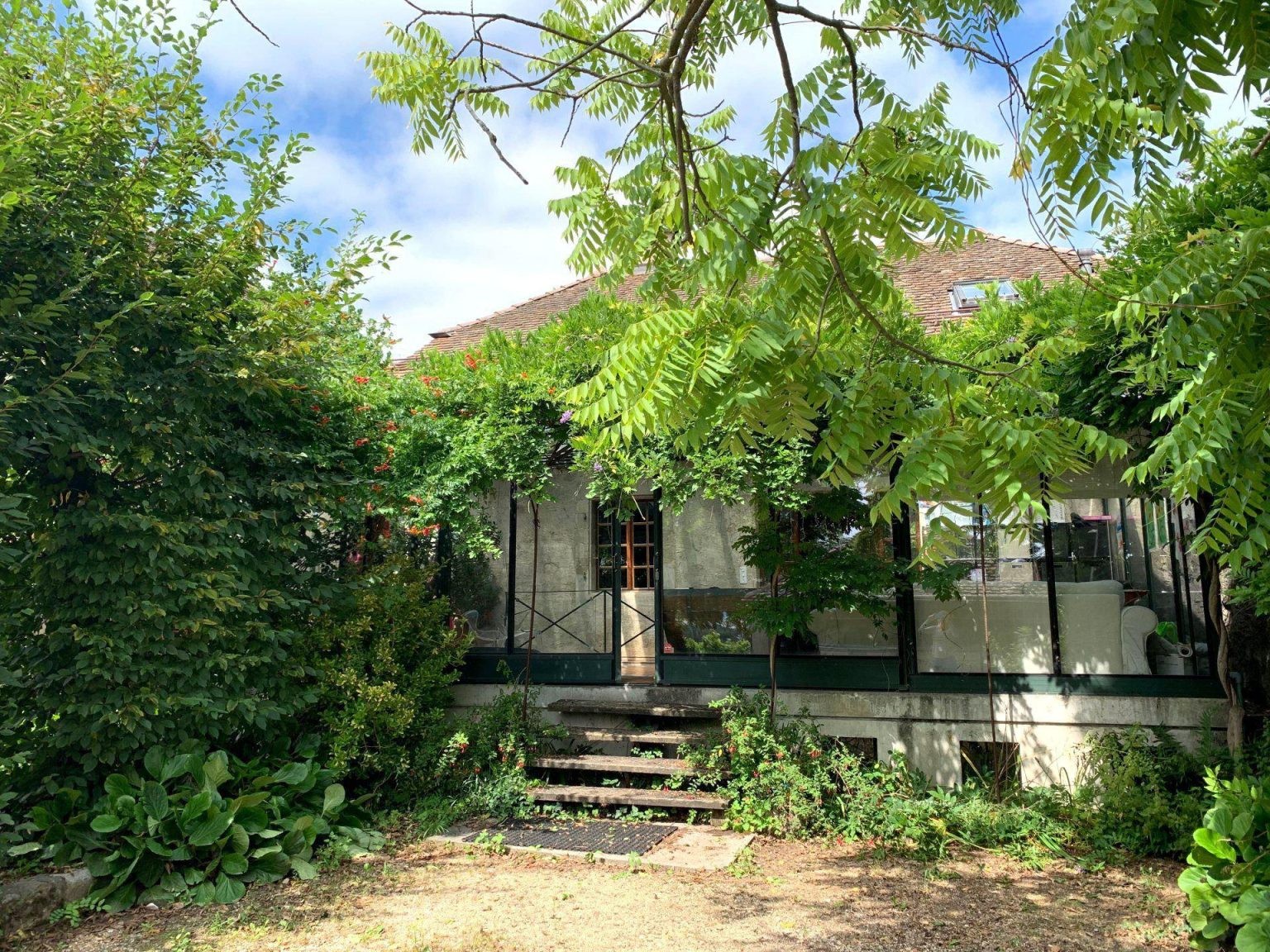 Magnifique villa individuelle Ã  Mont-sur-Rolle