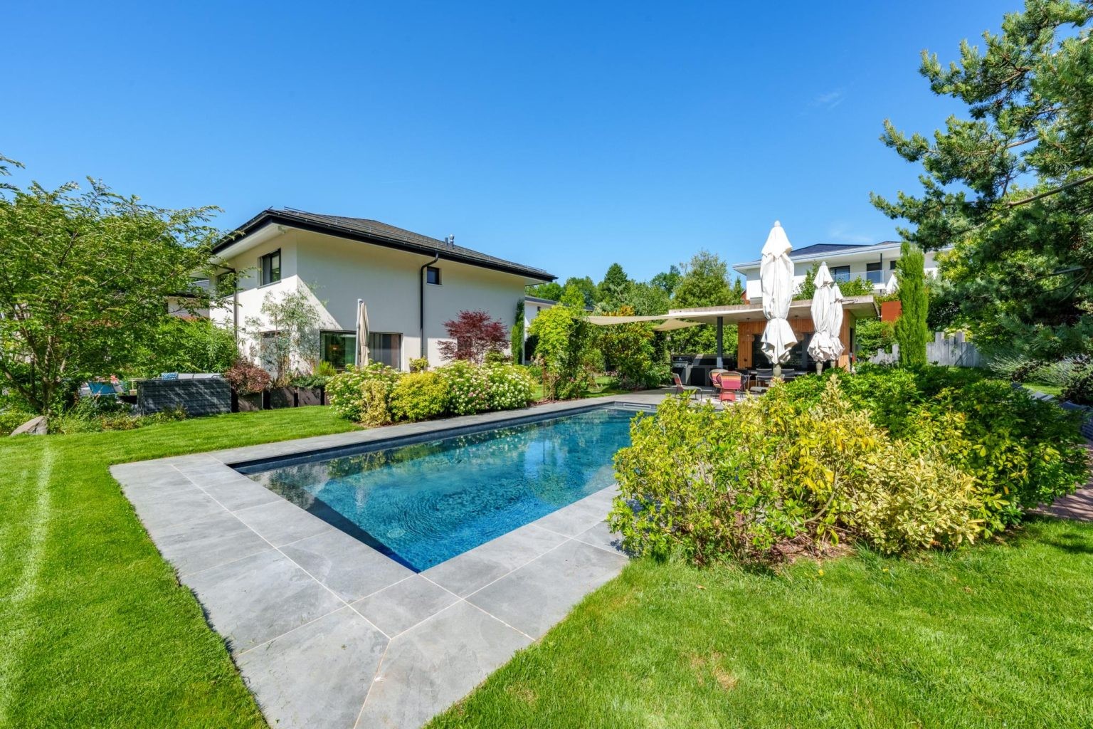Splendide villa avec piscine Ã  Chigny proche de Morges