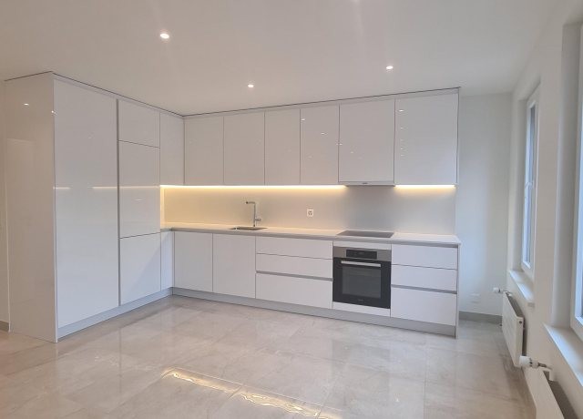 Magnifique appartement de 4 piÃ¨ces entiÃ¨rement rÃ©novÃ©, idÃ©alement situÃ© - photo 2