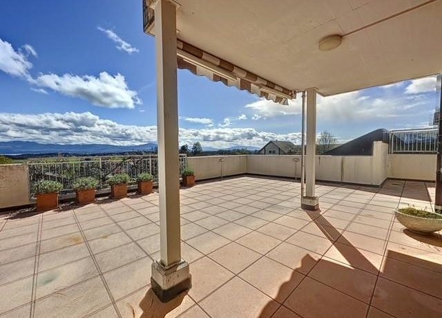 Bel appartement de 4,5 piÃ¨ces avec une belle vue Ã  Luins - photo 3